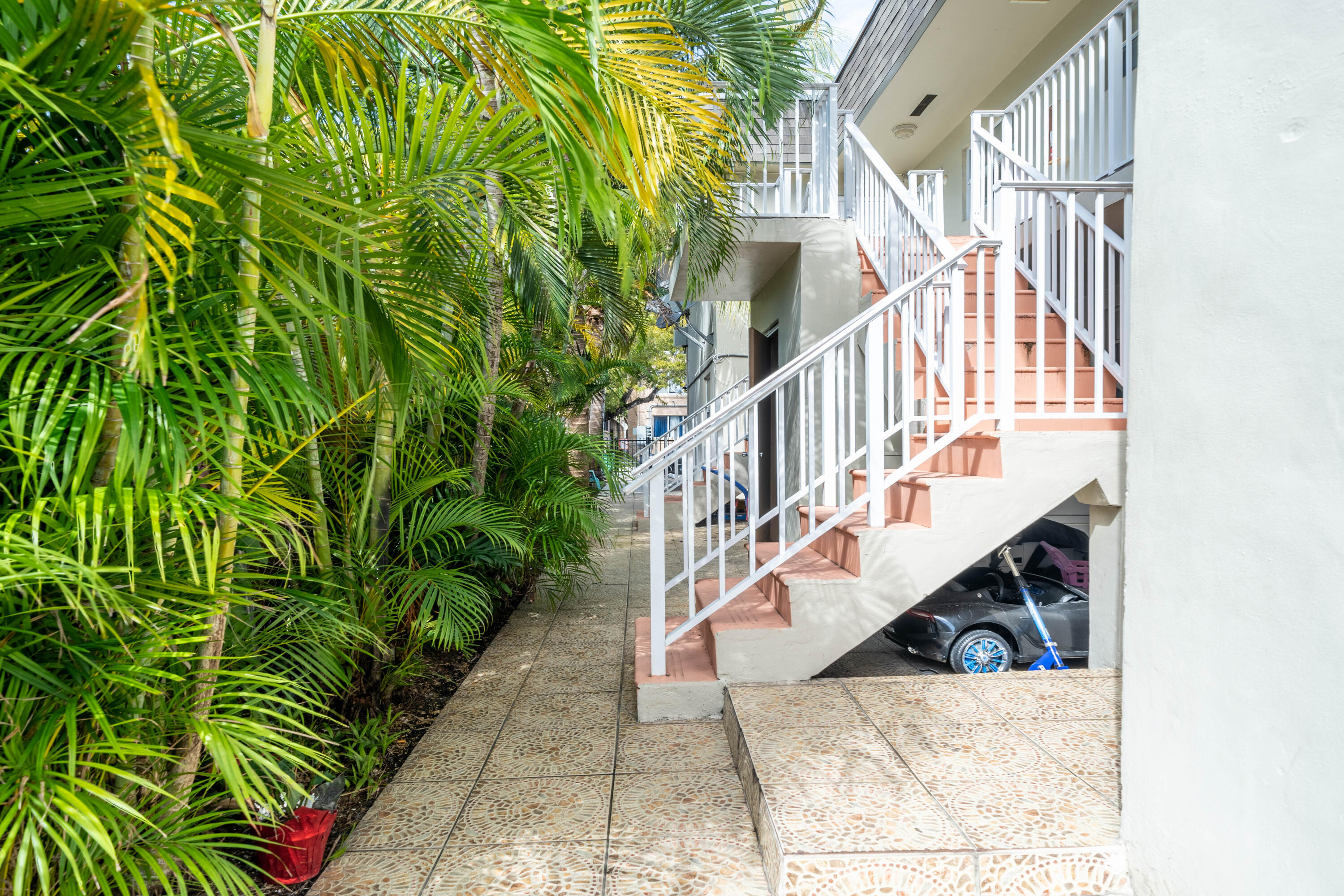 1028 Southwest 2nd Street, Unit 4 Miami, FL 33130 - Photo 27 of 27 28 (1 of 1)