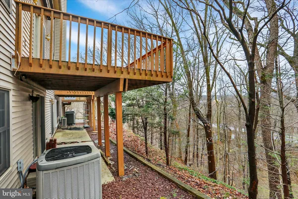 $285,000 | 1442 Maplewood Drive, New Cumberland, PA 17070