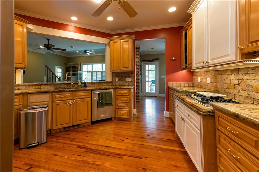 171 School House Road Northeast Calhoun, GA 30701 - Photo 11 of 52