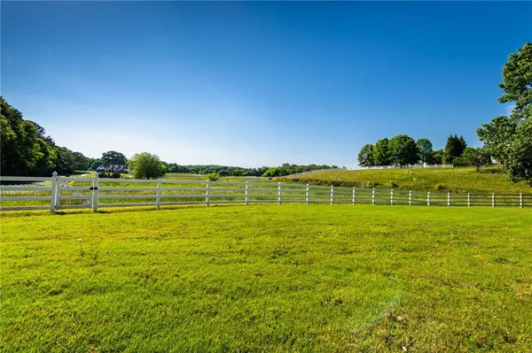 $1,595,000 | 171 School House Road Northeast, Calhoun, GA 30701