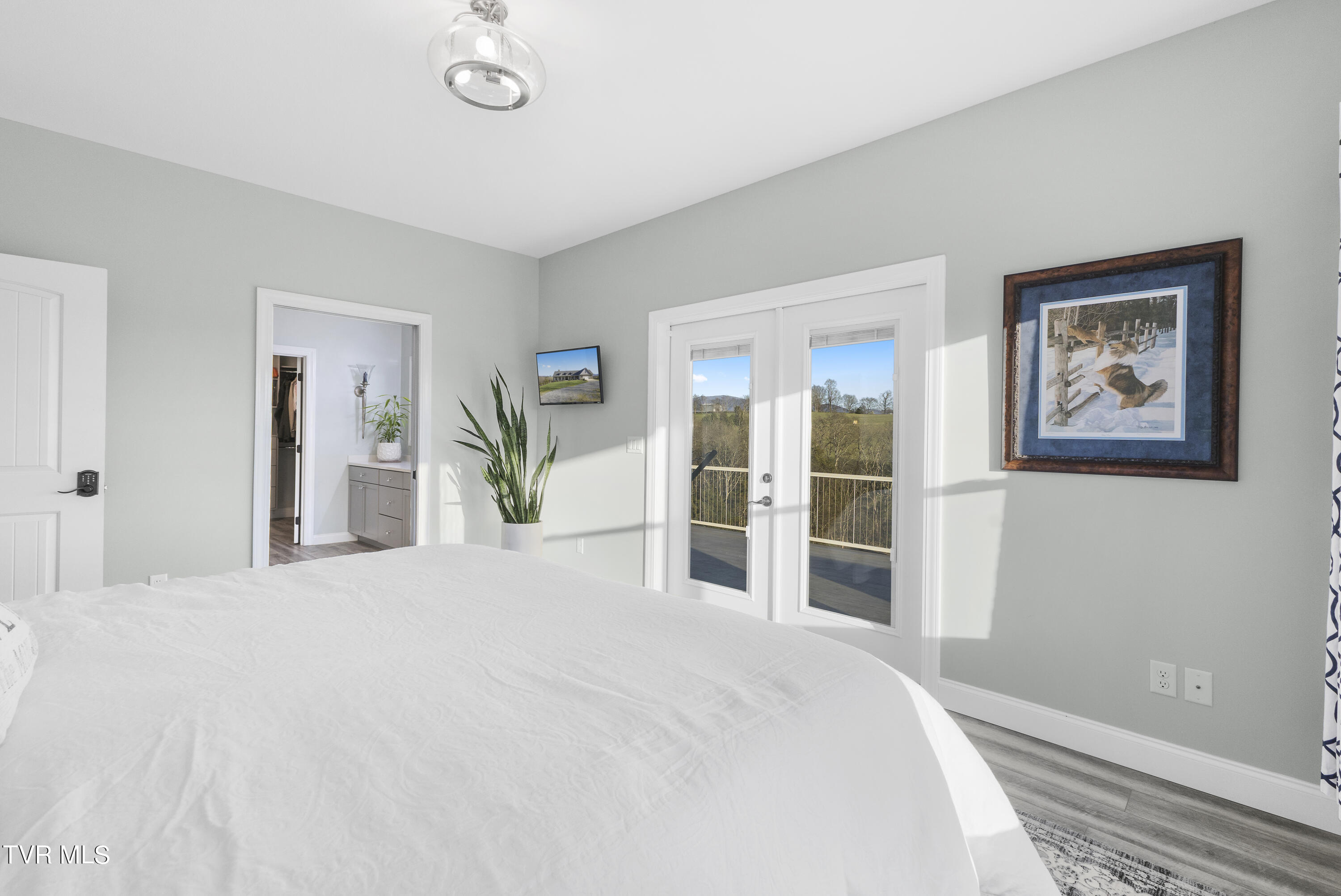 945 West Allens Bridge Road Greeneville, TN 37743 - Photo 17 of 53 17