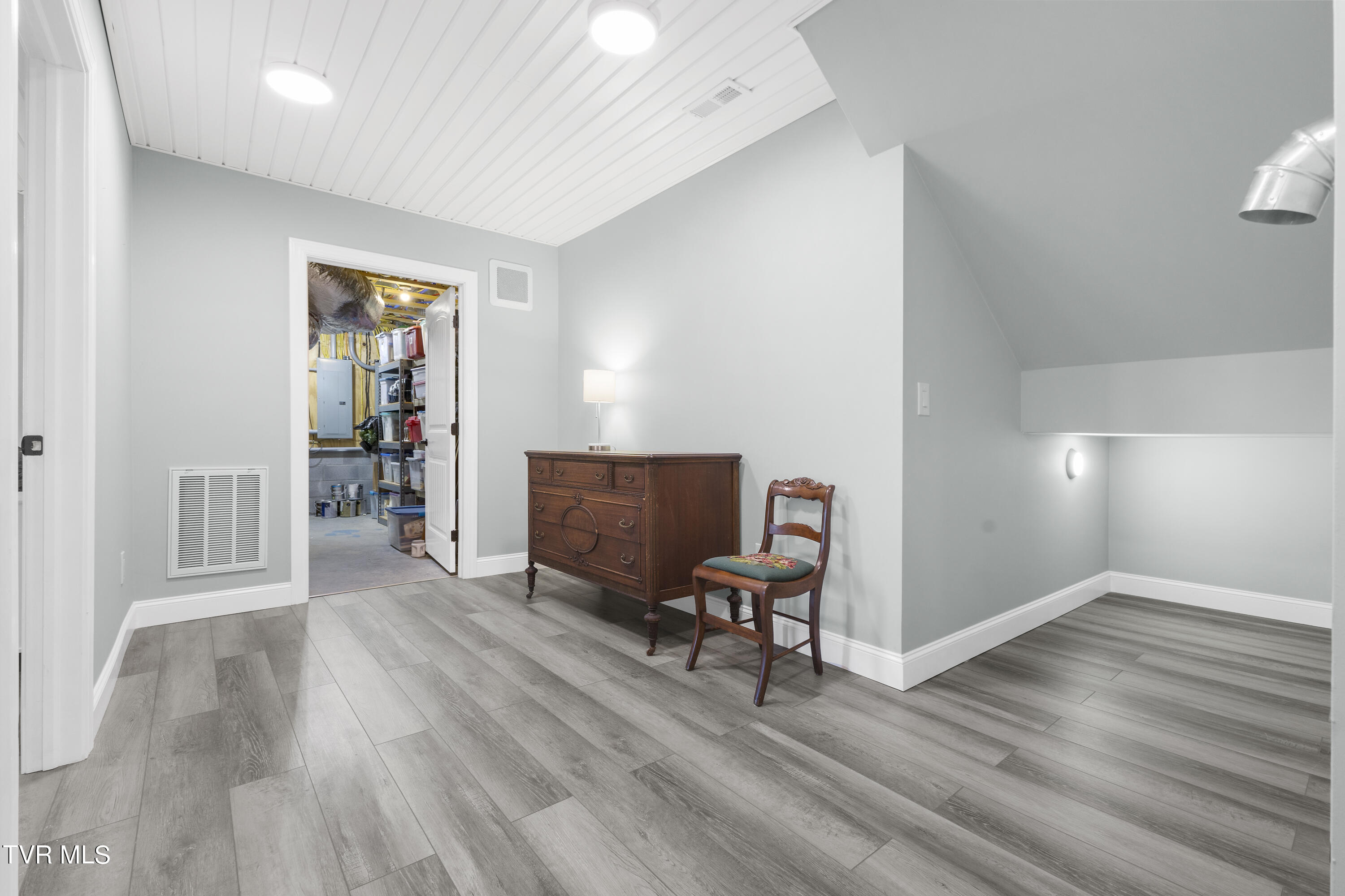 945 West Allens Bridge Road Greeneville, TN 37743 - Photo 30 of 53 30