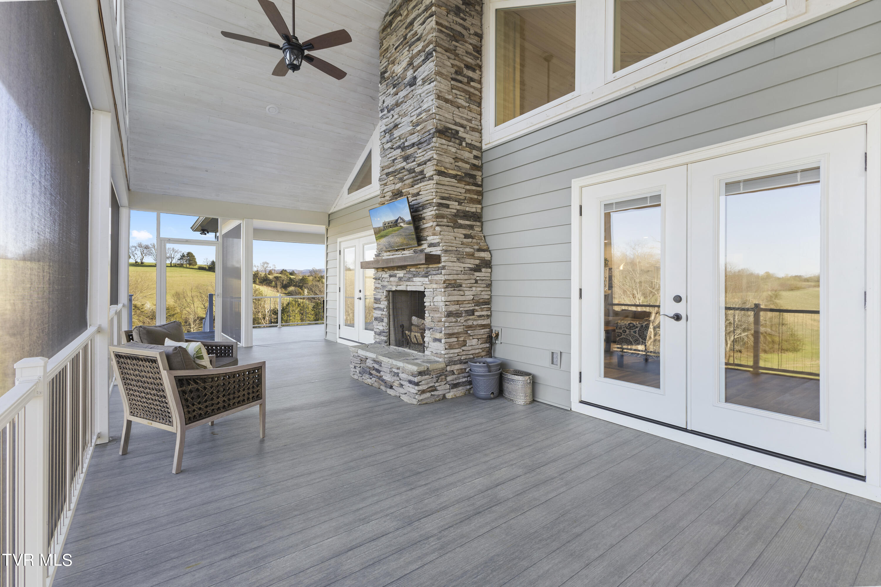 945 West Allens Bridge Road Greeneville, TN 37743 - Photo 34 of 53 34