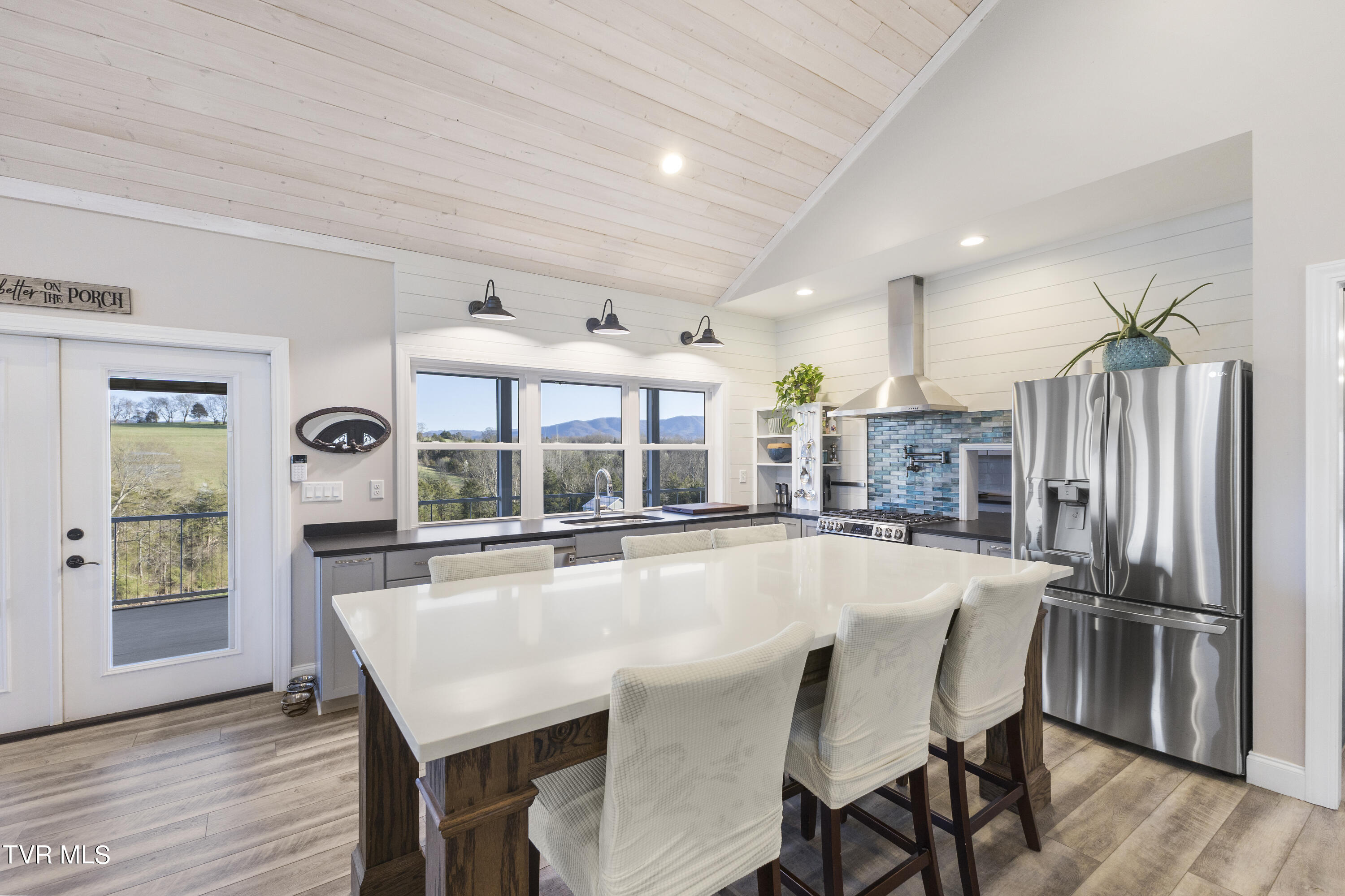 945 West Allens Bridge Road Greeneville, TN 37743 - Photo 8 of 53 8