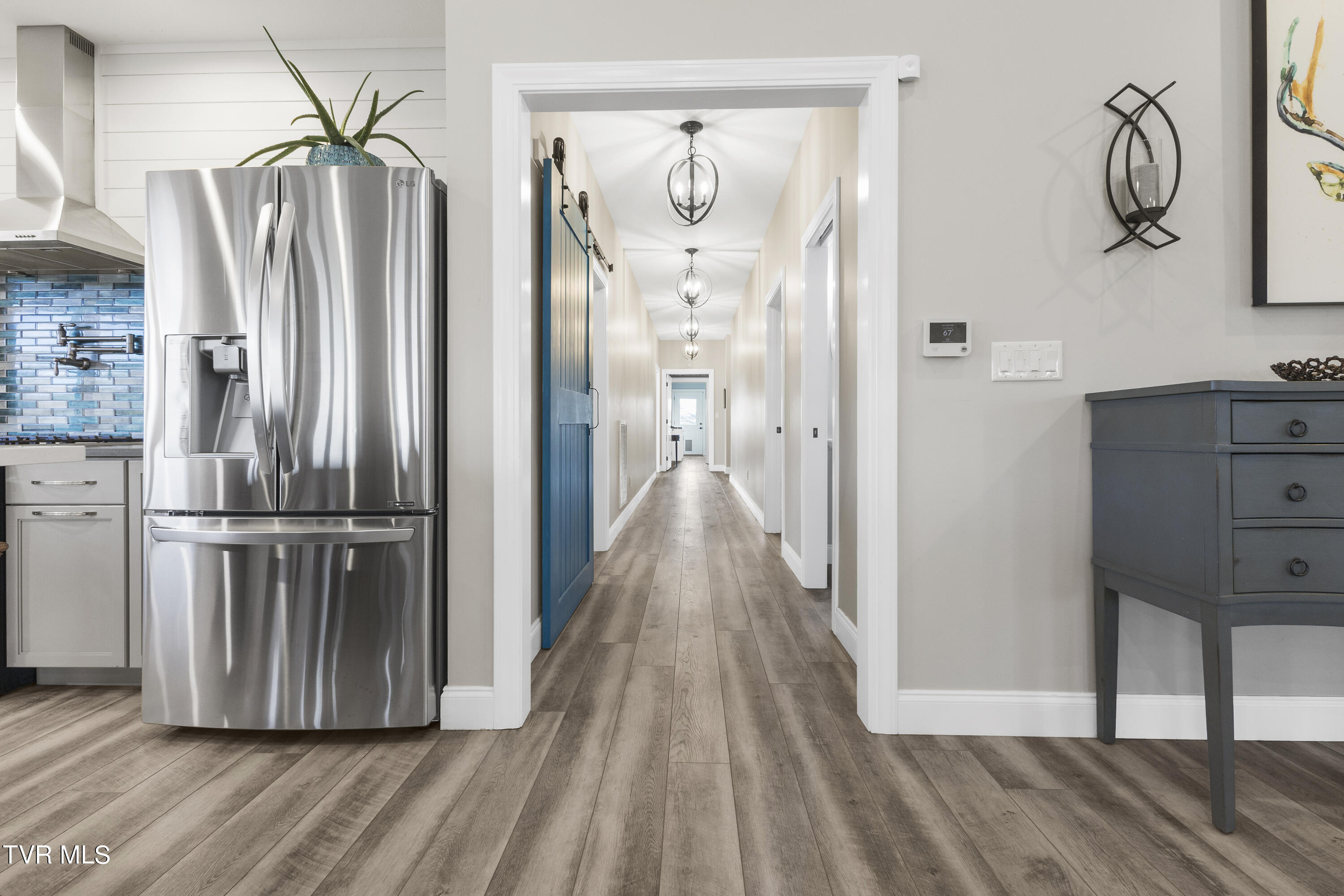 945 West Allens Bridge Road Greeneville, TN 37743 - Photo 10 of 53 9 (1)