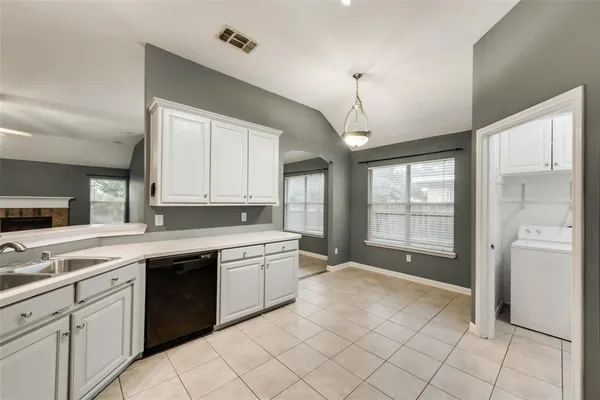 $2,500 | 4403 New Meadow Drive, Mansfield, TX 76063