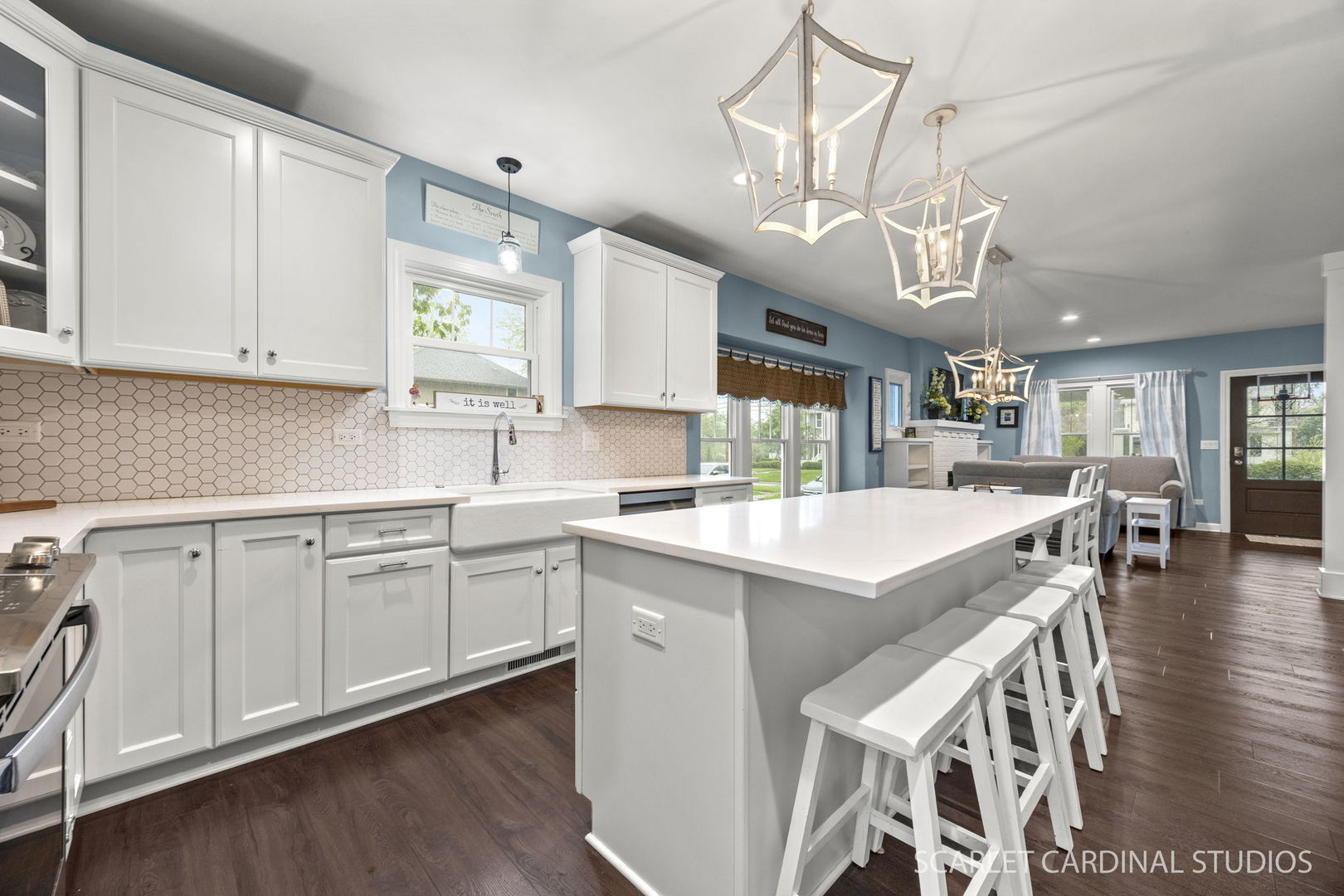 314 East Jefferson Avenue Wheaton, IL 60187 - Photo 16 of 41 a kitchen with a center island appliances and cabinets