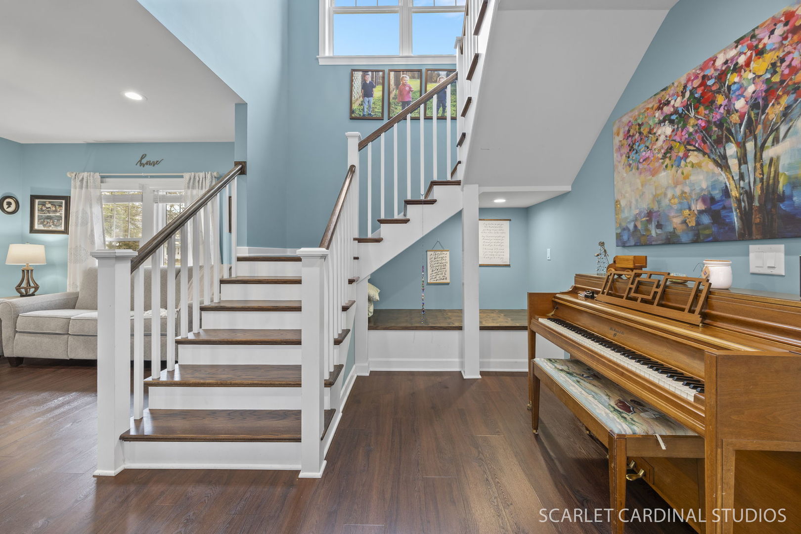 314 East Jefferson Avenue Wheaton, IL 60187 - Photo 21 of 41 a view of entryway and hall with wooden floor