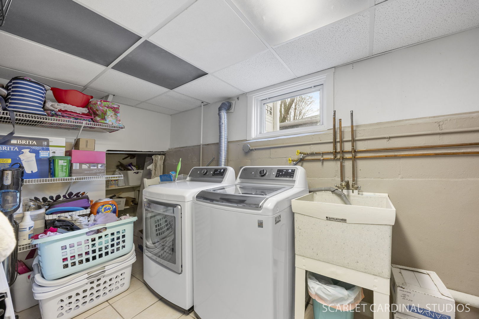314 East Jefferson Avenue Wheaton, IL 60187 - Photo 35 of 41 a utility room with fridge dryer and washer