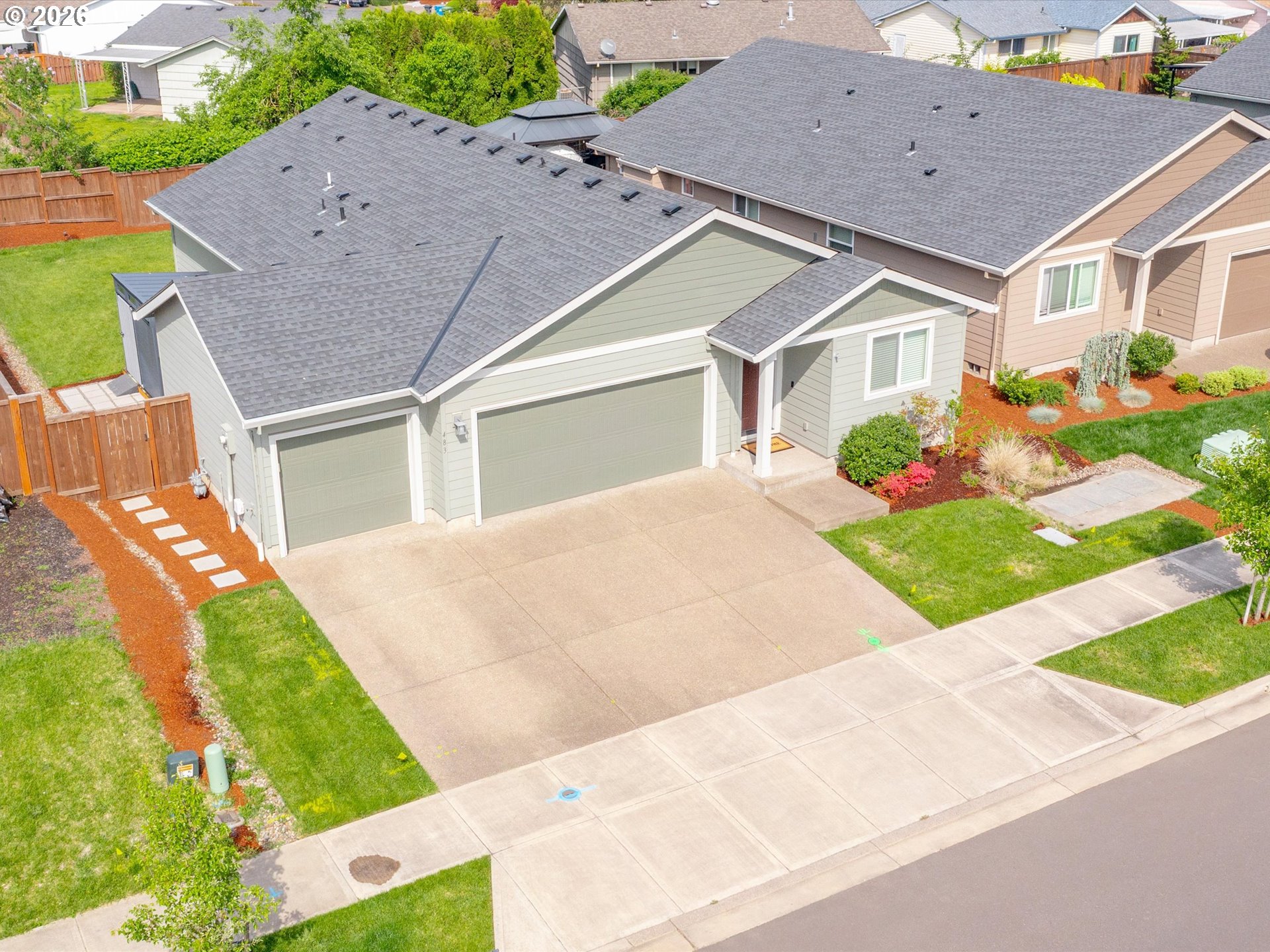 483 Killian Spring Drive Woodburn, OR 97071 - Photo 2 of 43