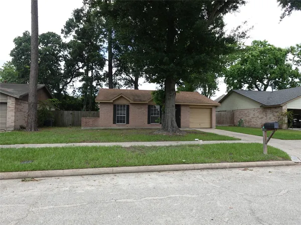 $1,500 | 10811 Thorncliff Drive, Humble, TX 77396