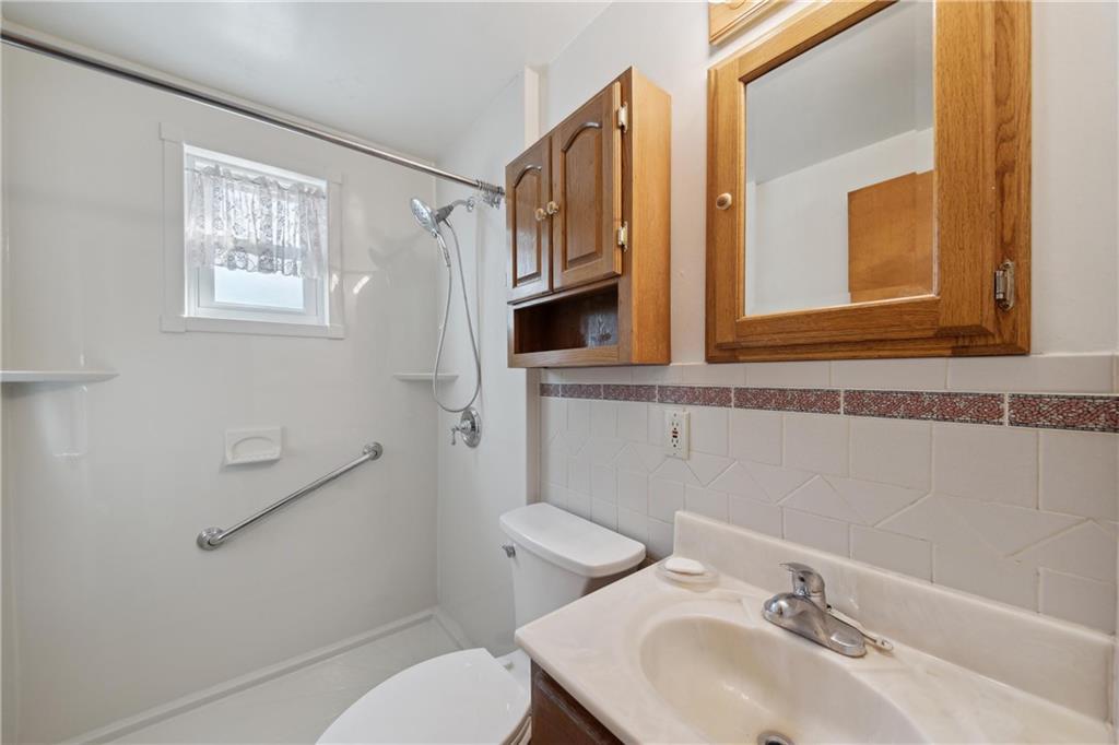 290 Wheeler Avenue McKees Rocks, PA 15136 - Photo 15 of 27 Gallery Image 15
