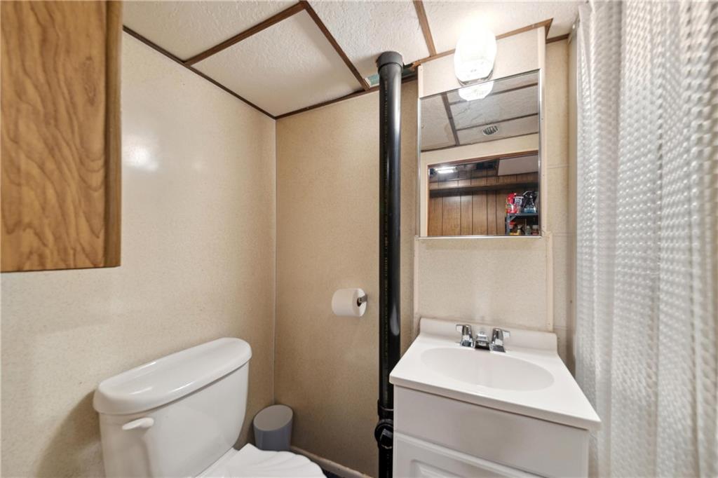 290 Wheeler Avenue McKees Rocks, PA 15136 - Photo 20 of 27 Gallery Image 20