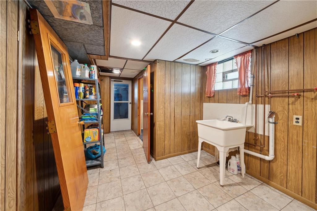 290 Wheeler Avenue McKees Rocks, PA 15136 - Photo 21 of 27 Gallery Image 21