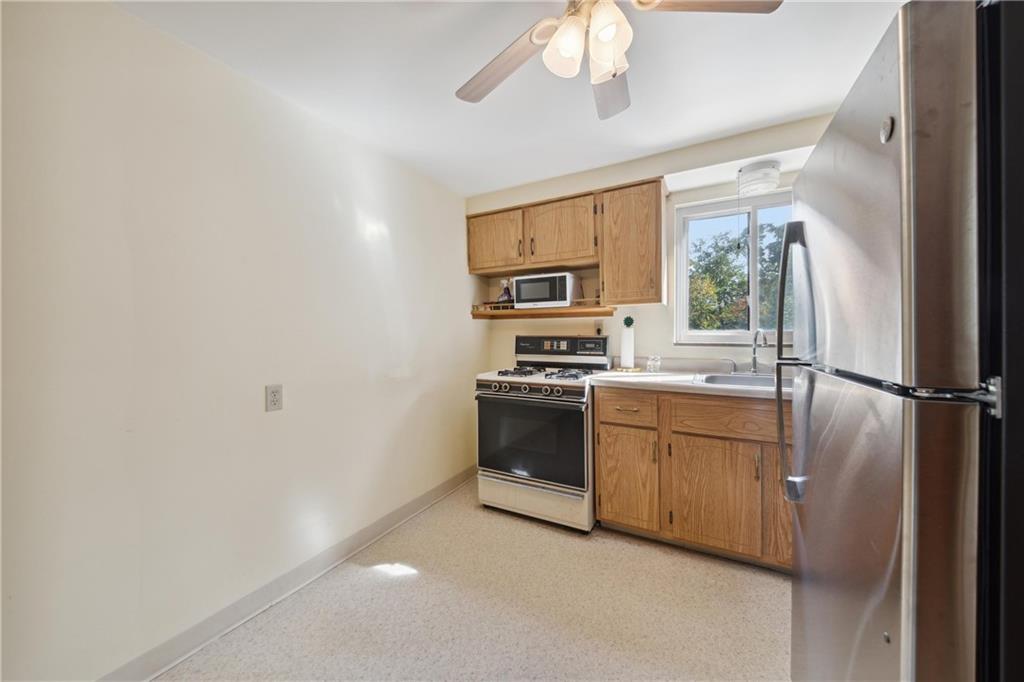 290 Wheeler Avenue McKees Rocks, PA 15136 - Photo 8 of 27 Gallery Image 8
