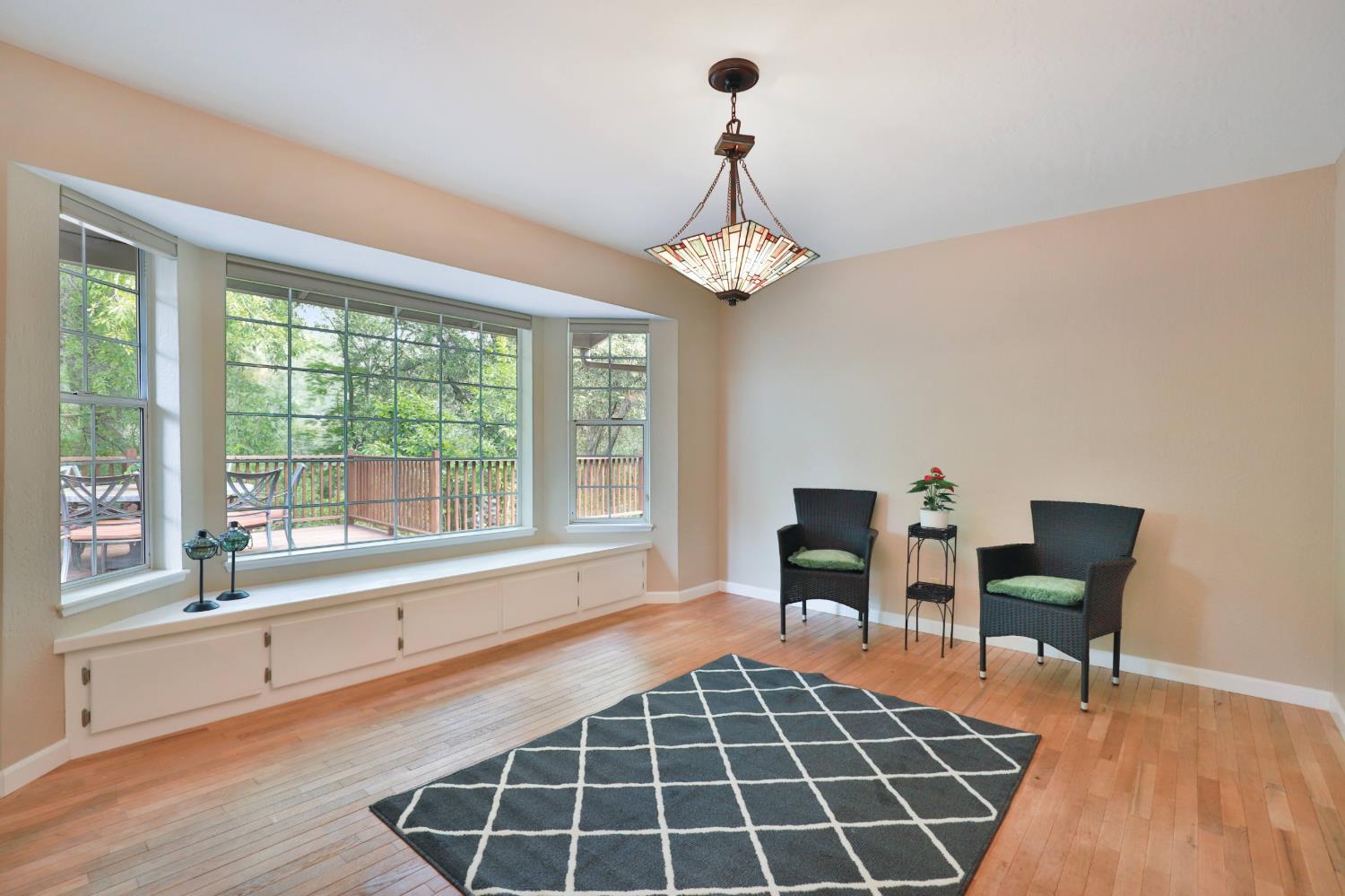 4773 Jacarah Road Placerville, CA 95667 - Photo 22 of 94 Dining room features window seat,