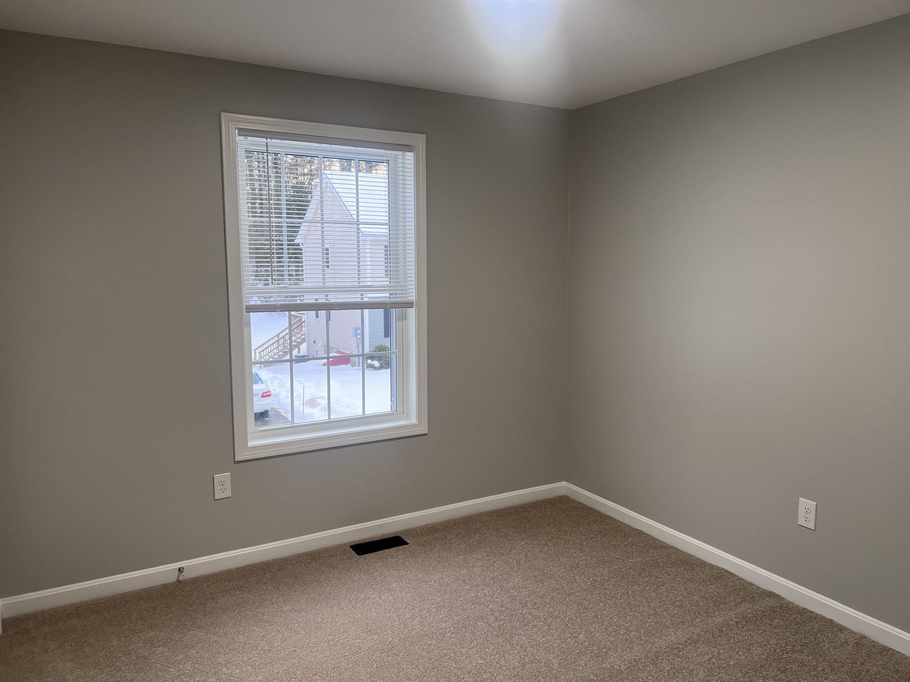 8 A Red Oak Way Boscawen, NH 03303 - Photo 14 of 24