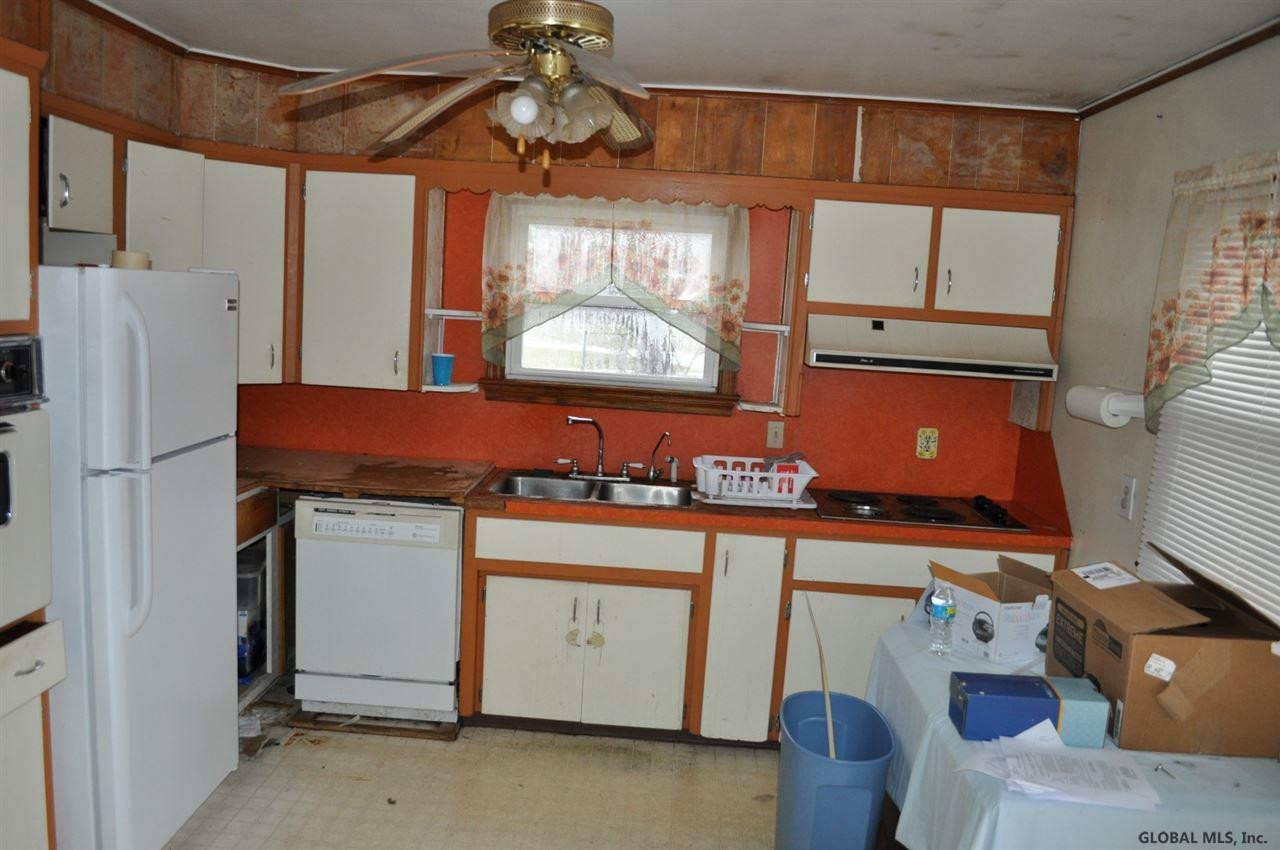 108 Stone Quarry Road Halfmoon, NY 12065 - Photo 6 of 7 Photo 6