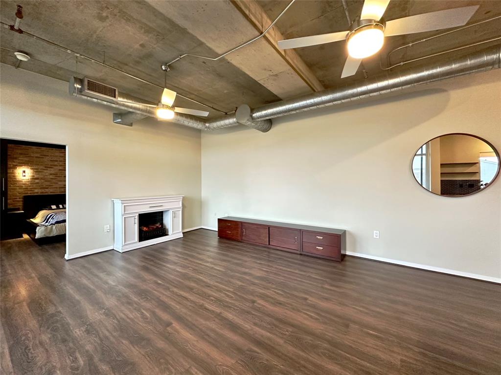 1001 Belleview Street, Unit 307 Dallas, TX 75215 - Photo 27 of 40