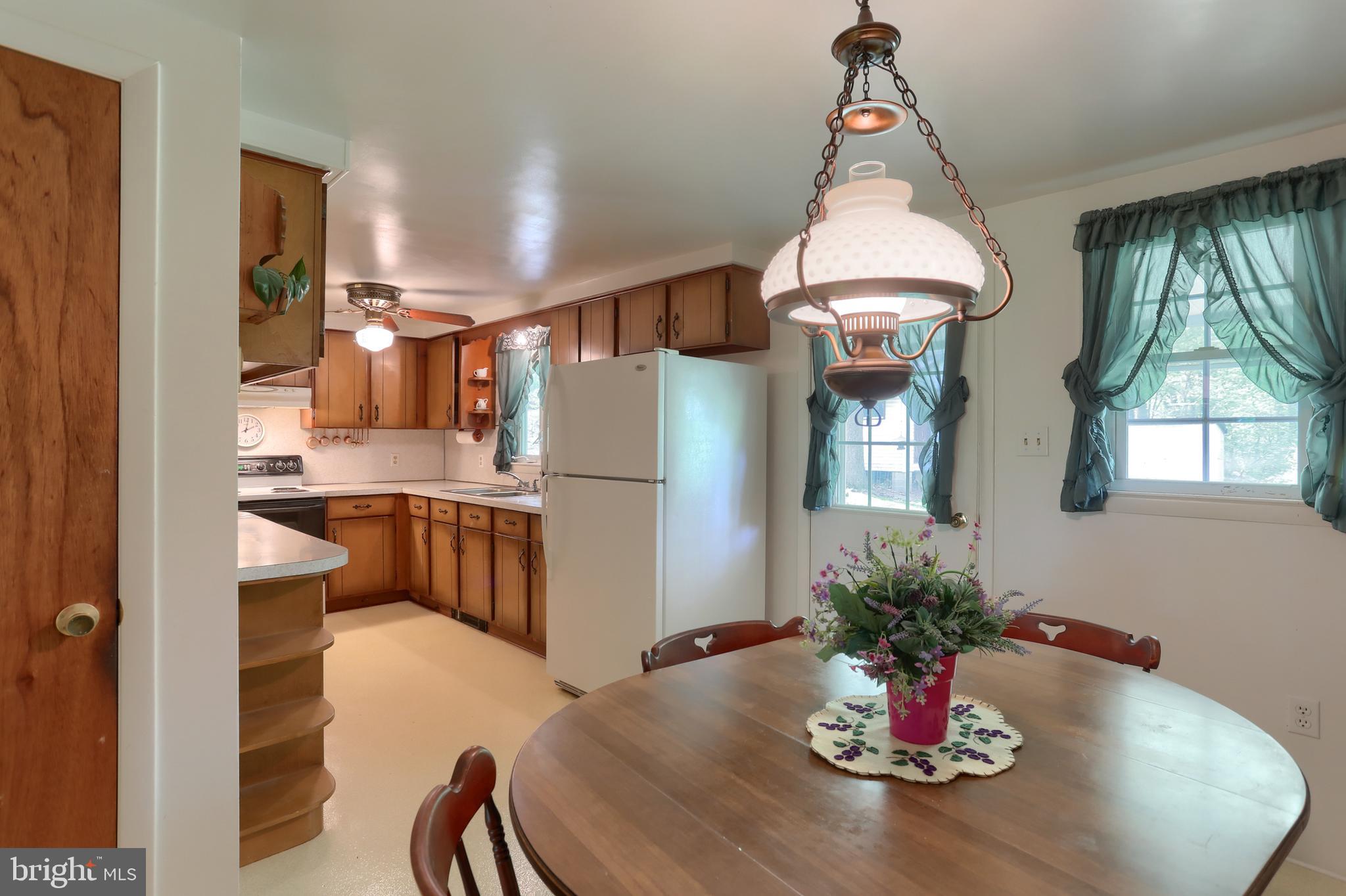 445 Cassel Road Manchester, PA 17345 - Photo 12 of 32 Gallery Image 12
