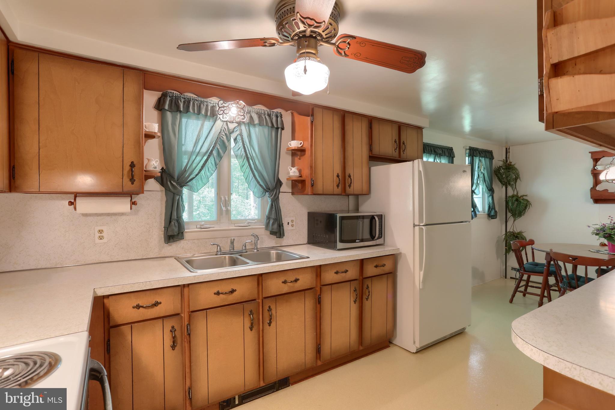 445 Cassel Road Manchester, PA 17345 - Photo 15 of 32 Gallery Image 15