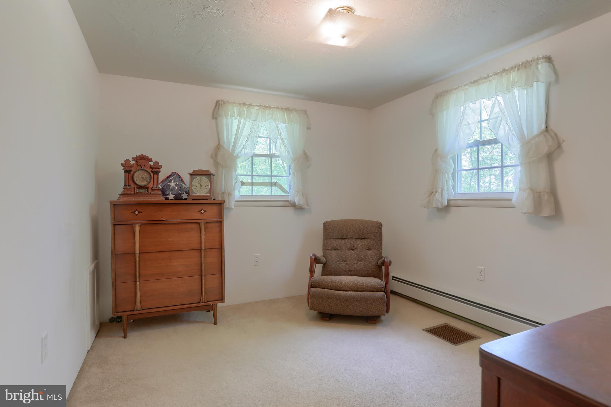 445 Cassel Road Manchester, PA 17345 - Photo 19 of 32 Gallery Image 19