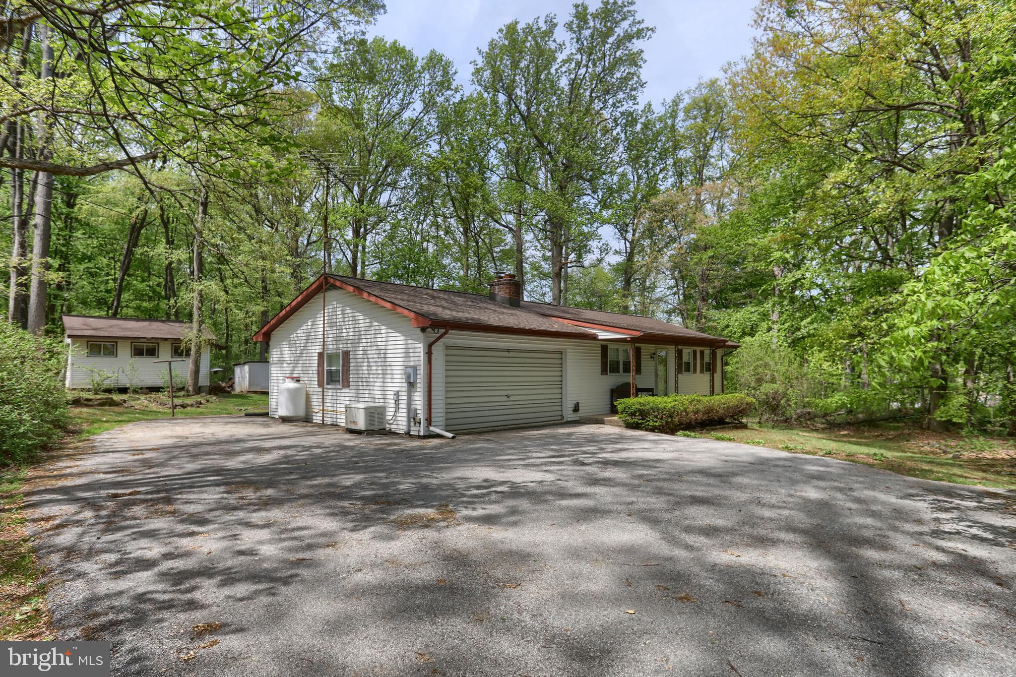 445 Cassel Road Manchester, PA 17345 - Photo 2 of 32 Gallery Image 2