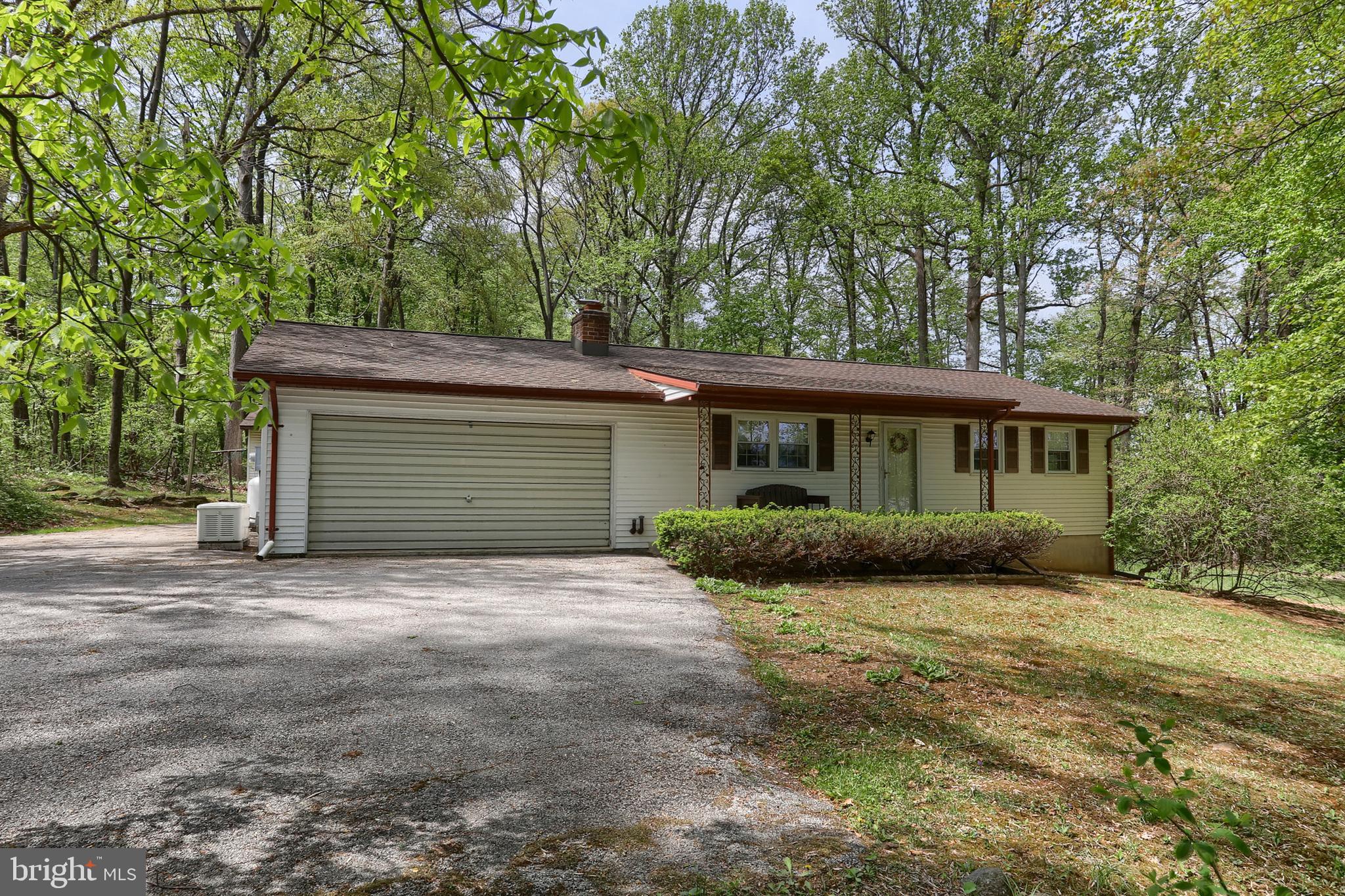 445 Cassel Road Manchester, PA 17345 - Photo 3 of 32 Gallery Image 3