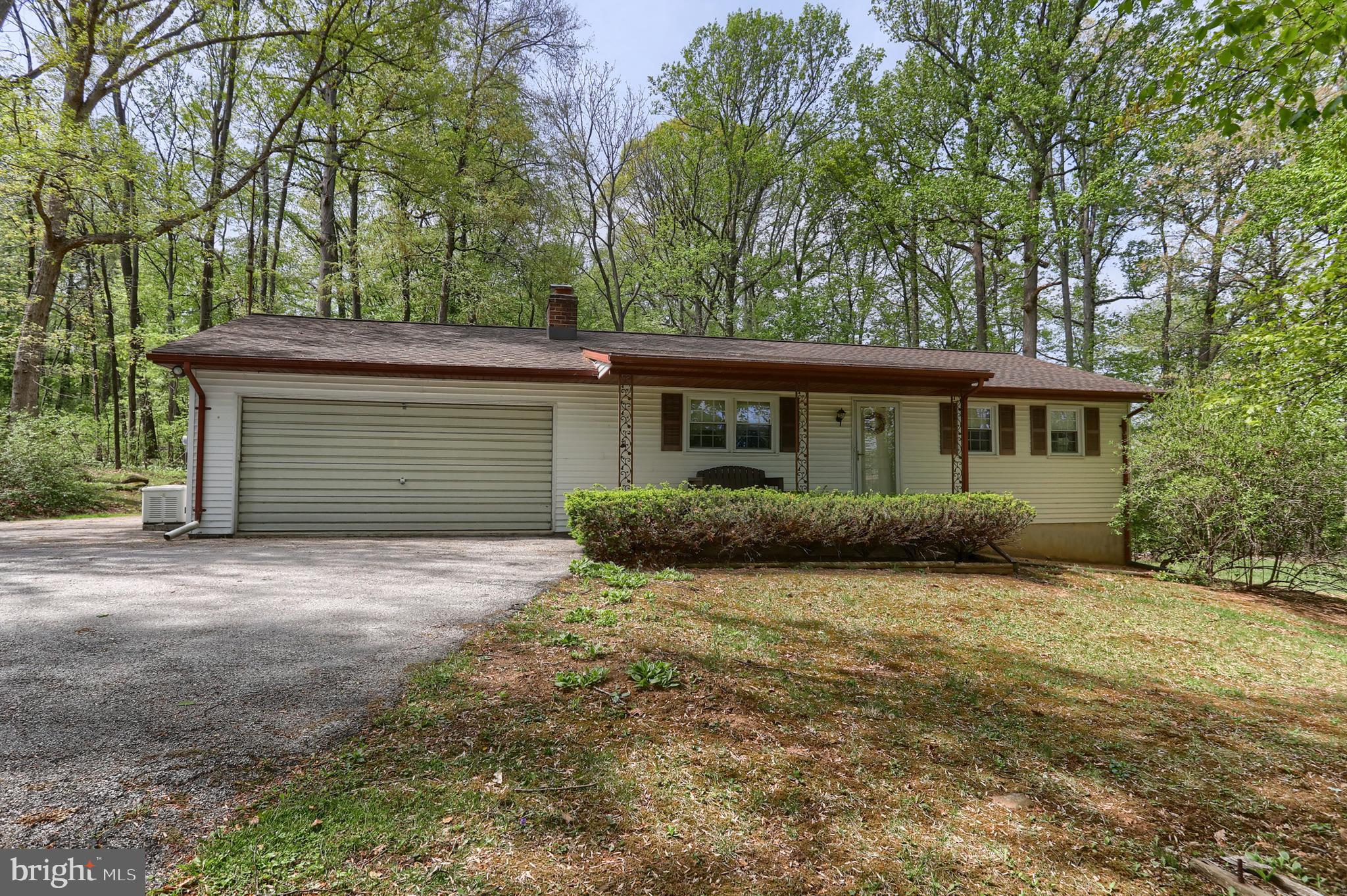 445 Cassel Road Manchester, PA 17345 - Photo 4 of 32 Gallery Image 4