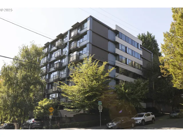 $165,000 | 2020 Southwest Main Street, Unit 405, Portland, OR 97205