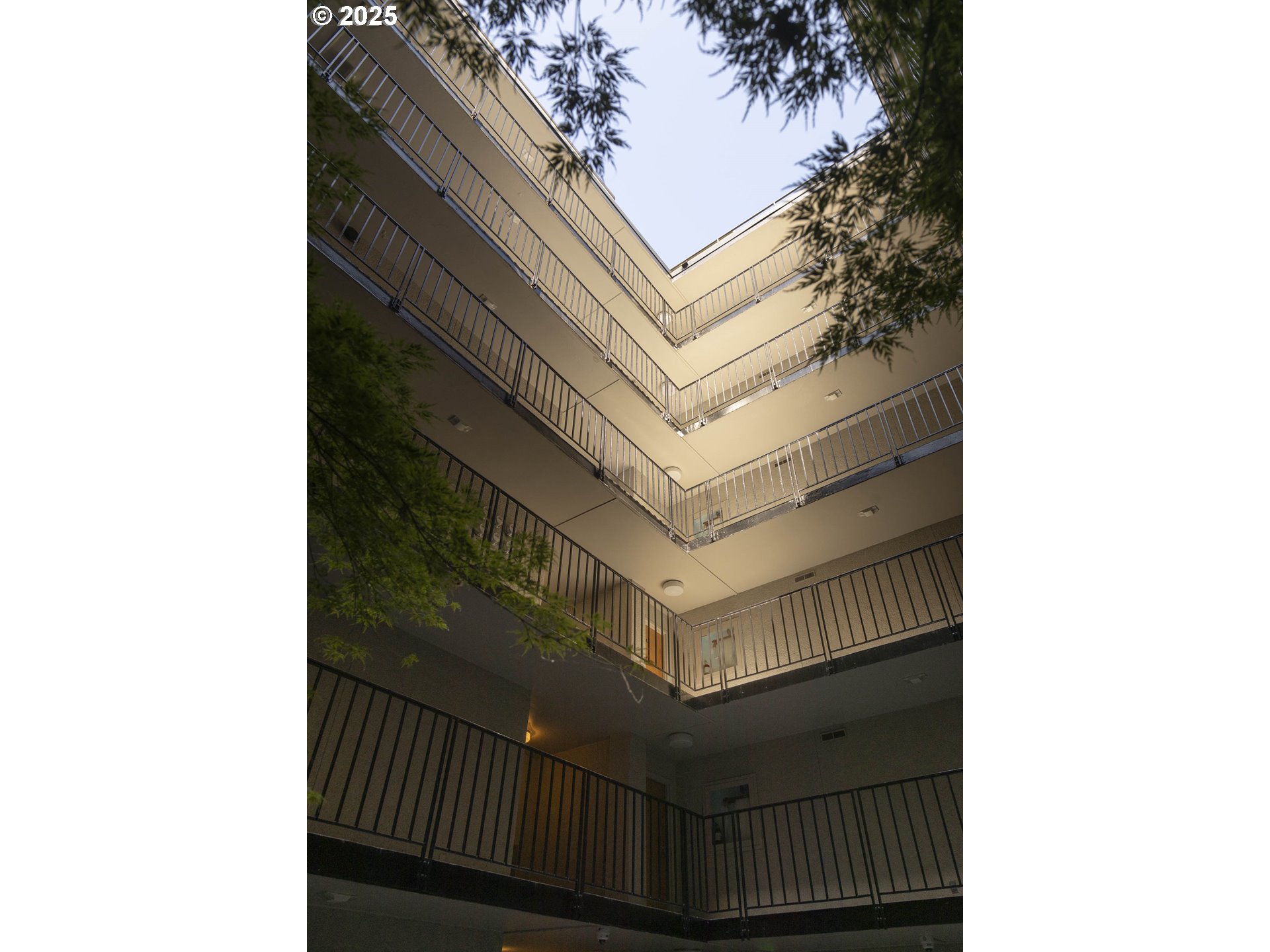 2020 Southwest Main Street, Unit 405 Portland, OR 97205 - Photo 16 of 35