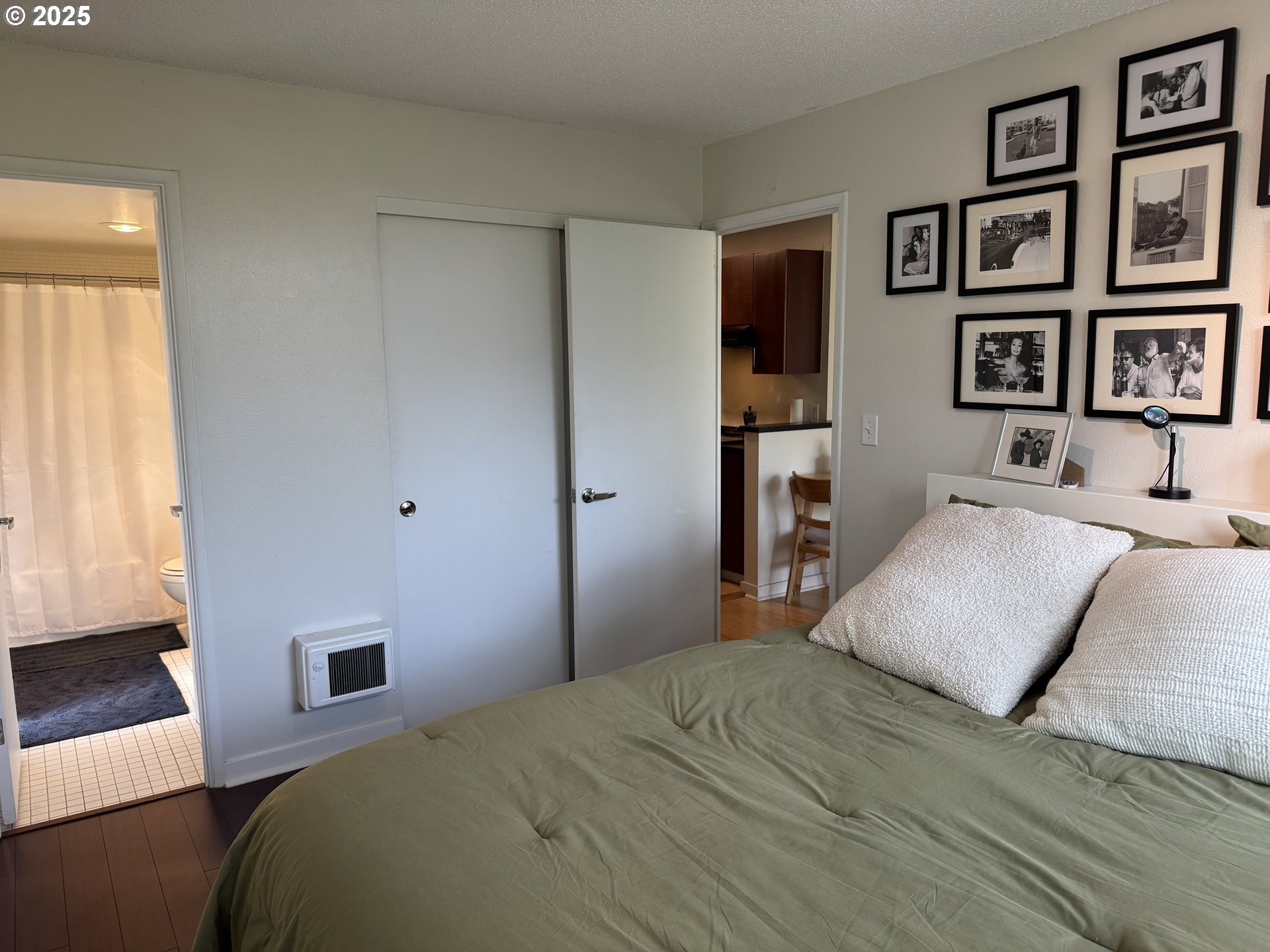 2020 Southwest Main Street, Unit 405 Portland, OR 97205 - Photo 27 of 35