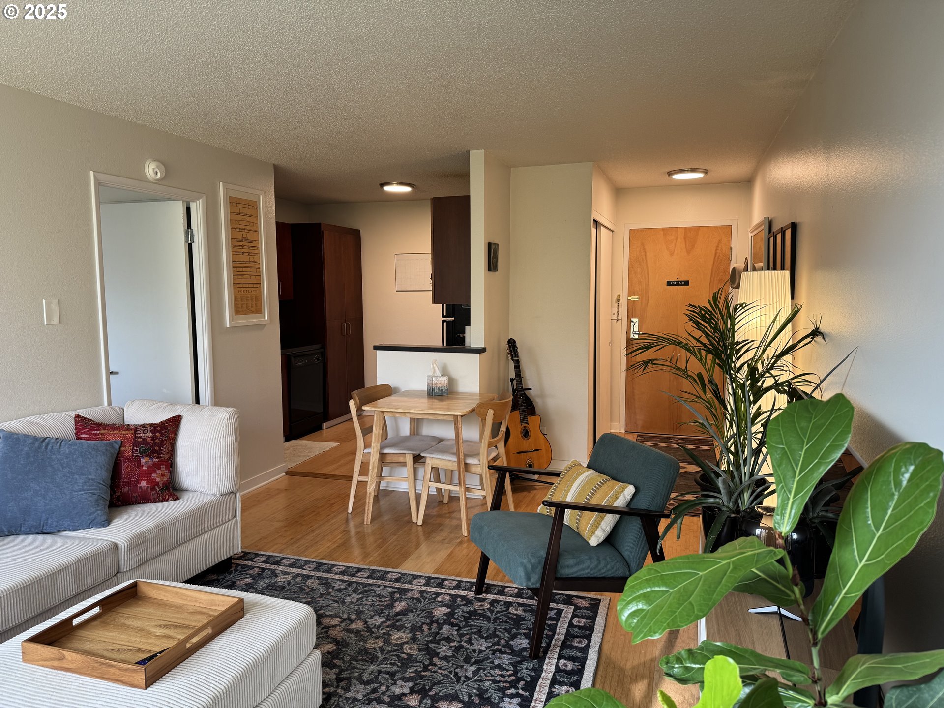 2020 Southwest Main Street, Unit 405 Portland, OR 97205 - Photo 29 of 35