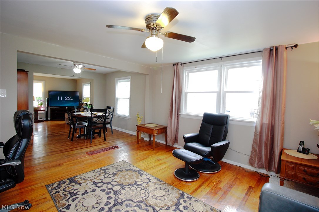 4955 Anderson Road Cleveland, OH 44124 - Photo 12 of 26
