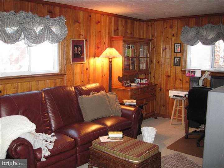 7 Fairhaven Road Havertown, PA 19083 - Photo 6 of 19 Family Room