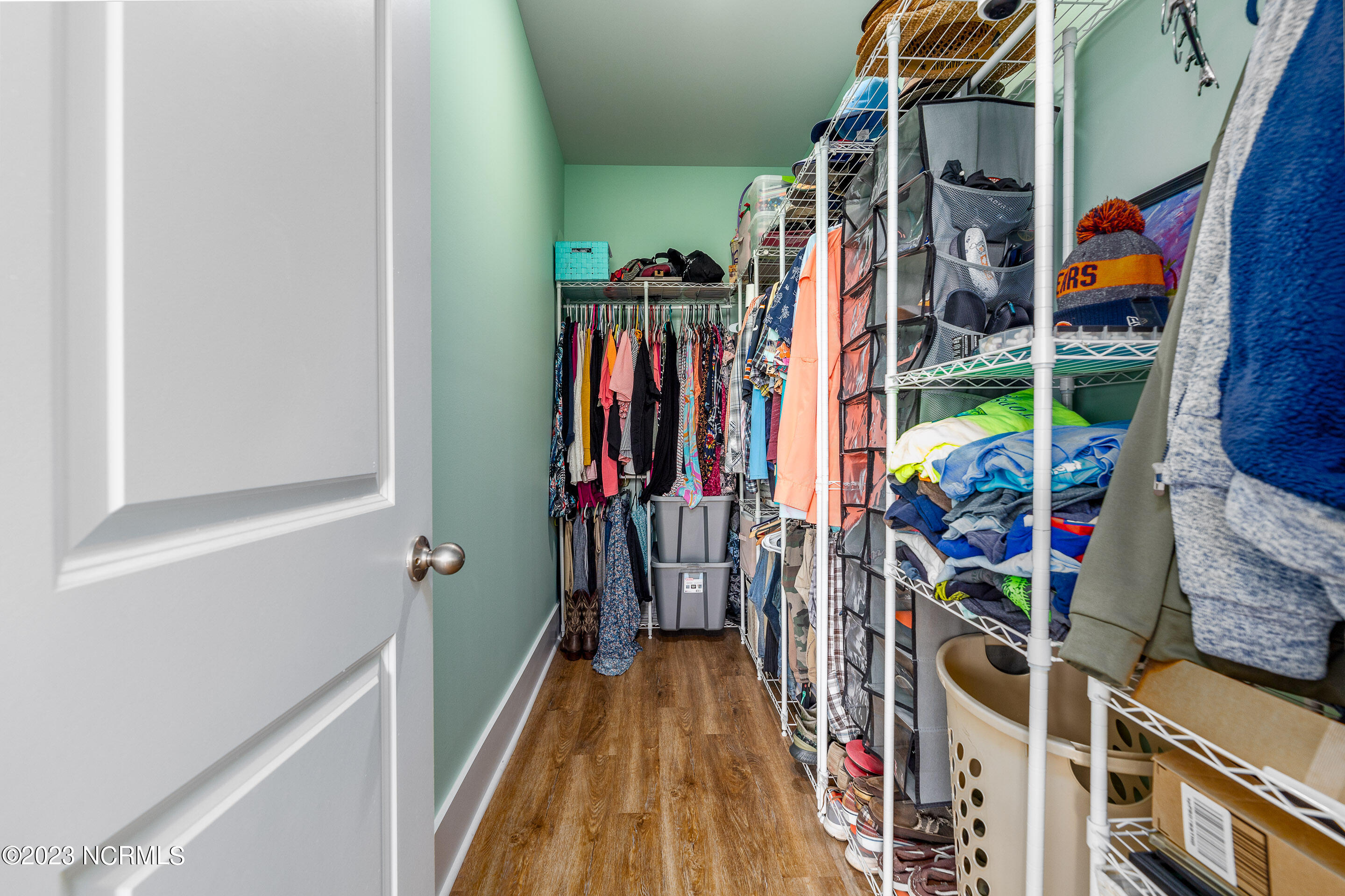 416 Edgewater Way Surf City, NC 28445 - Photo 18 of 35 Master Closet