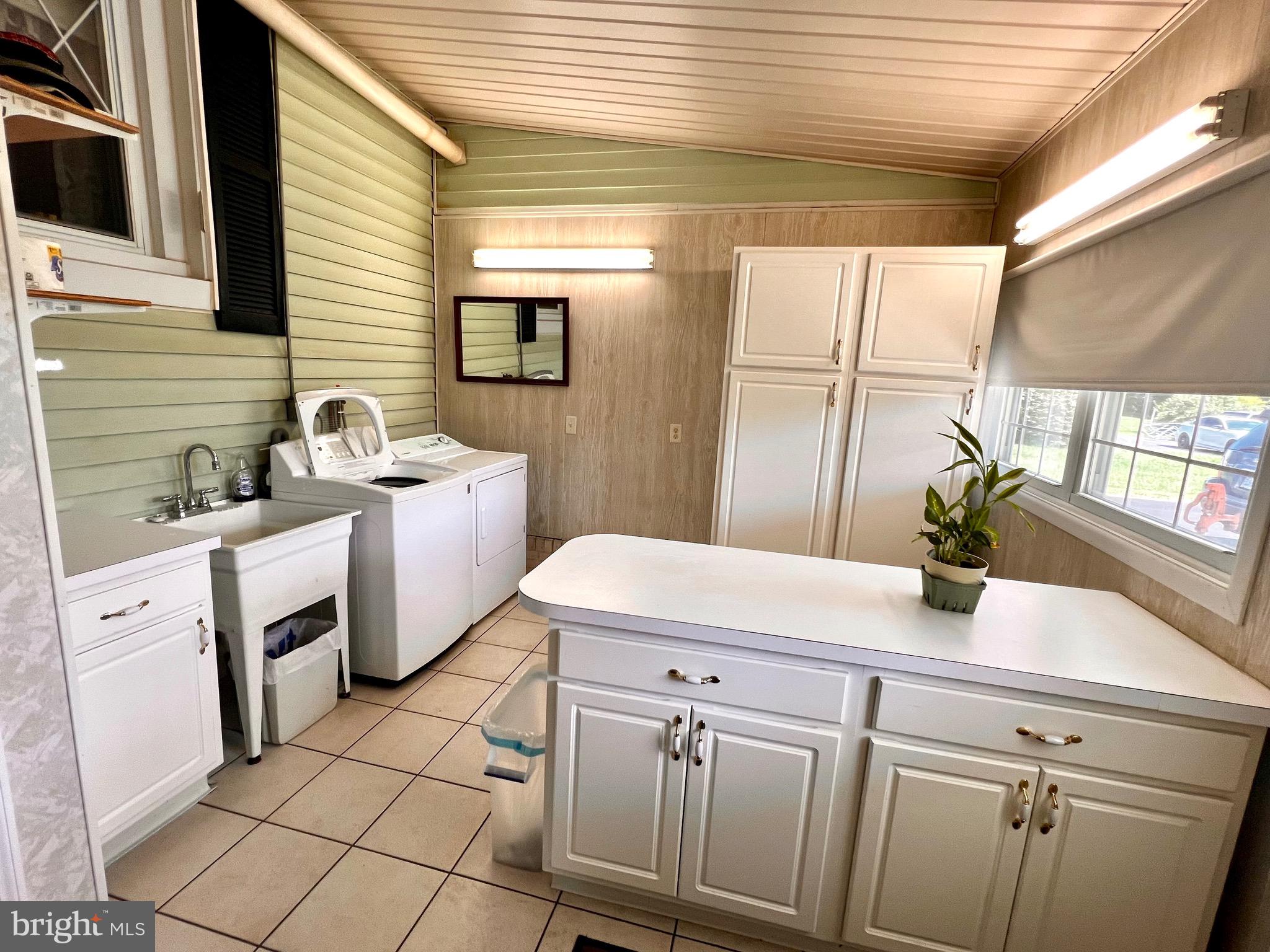 949 West Trindle Road Mechanicsburg, PA 17055 - Photo 23 of 41 Spacious Laundry room