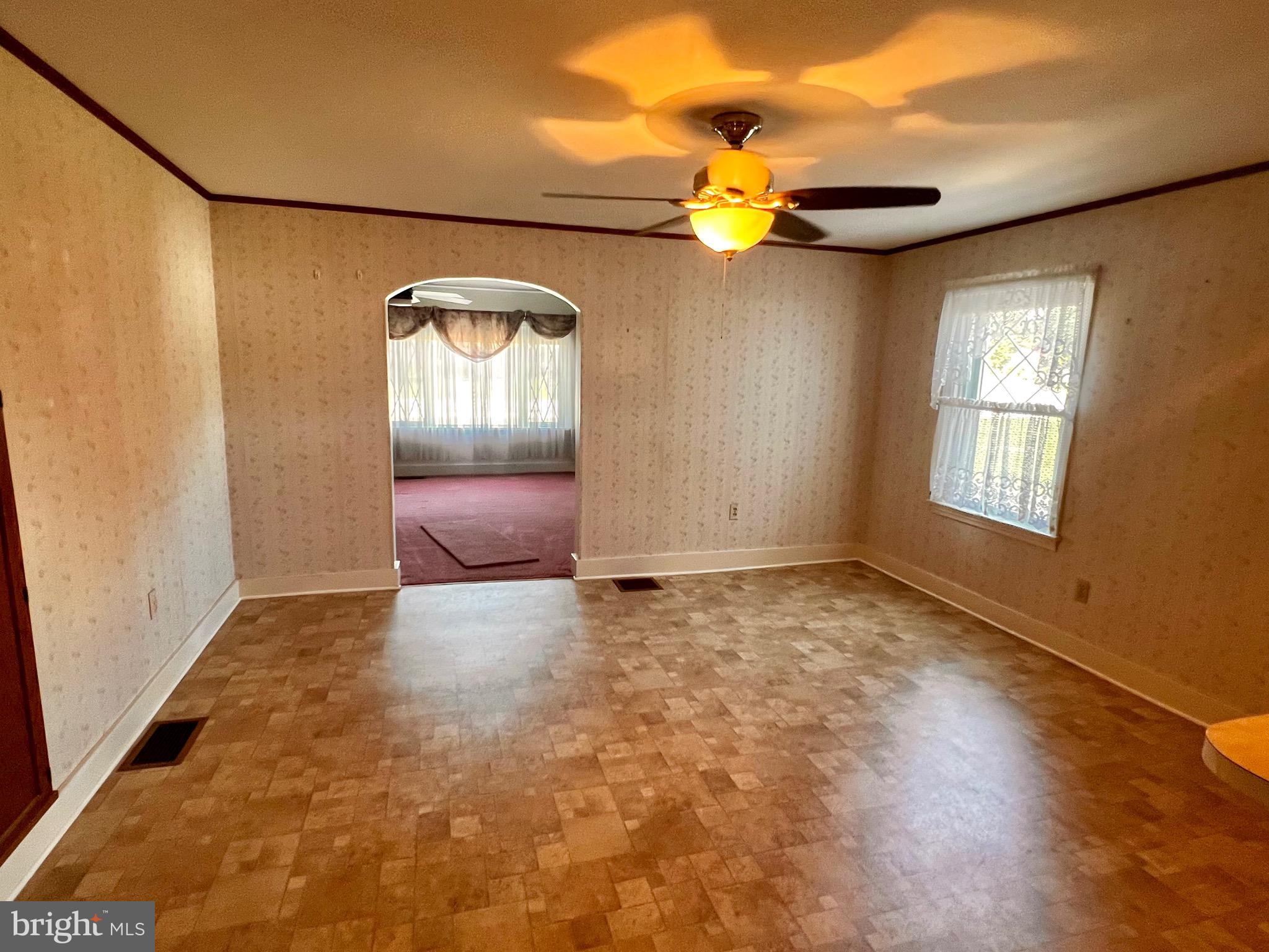 949 West Trindle Road Mechanicsburg, PA 17055 - Photo 8 of 41