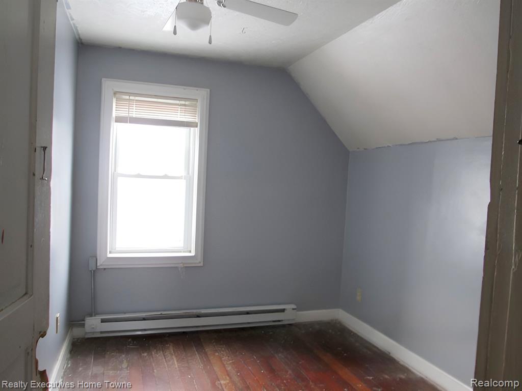 75 Delaware Street Sandusky, MI 48471 - Photo 18 of 27