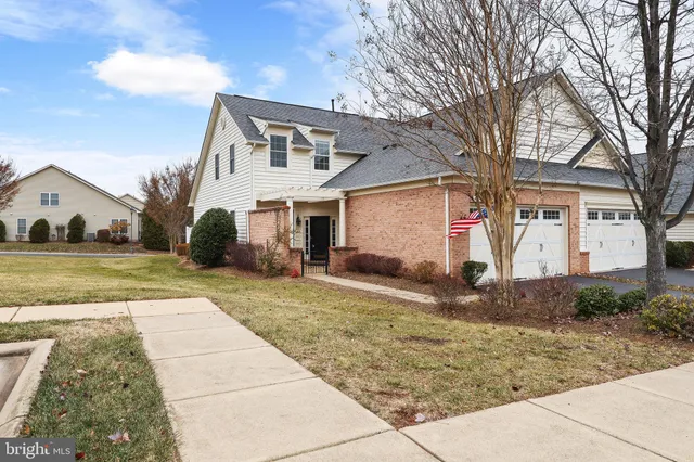 a house view with a outdoor space