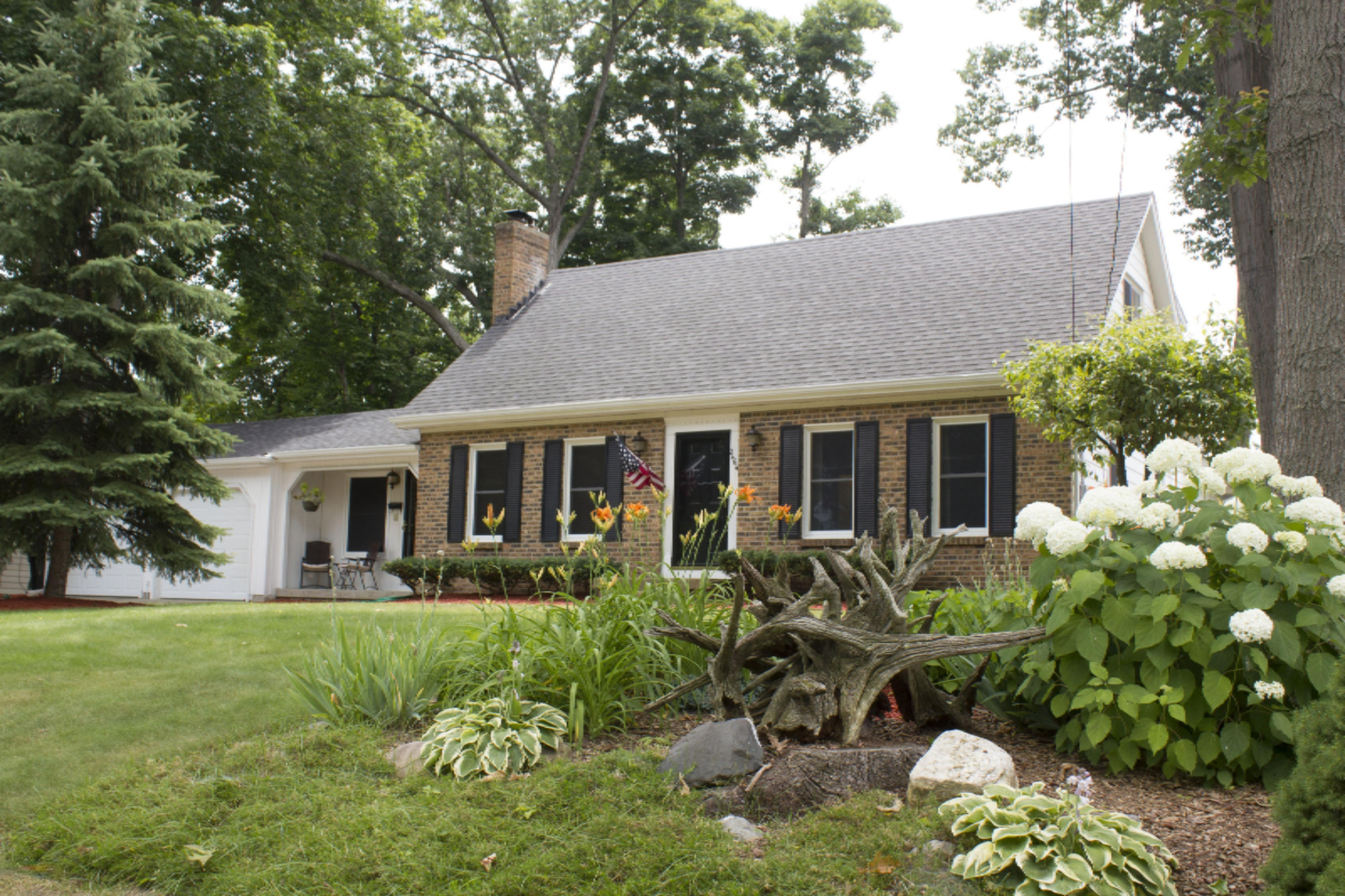2464 Pinewood Street Jenison, MI 49428 - Photo 1 of 24 _MG_5090