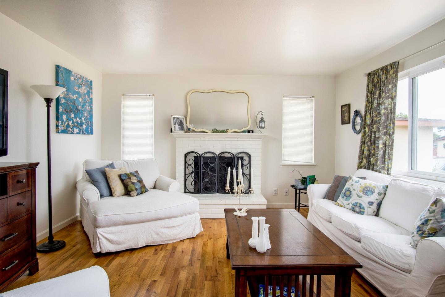 3204 Melanie Road Marina, CA 93933 - Photo 4 of 19 Gallery Image 4