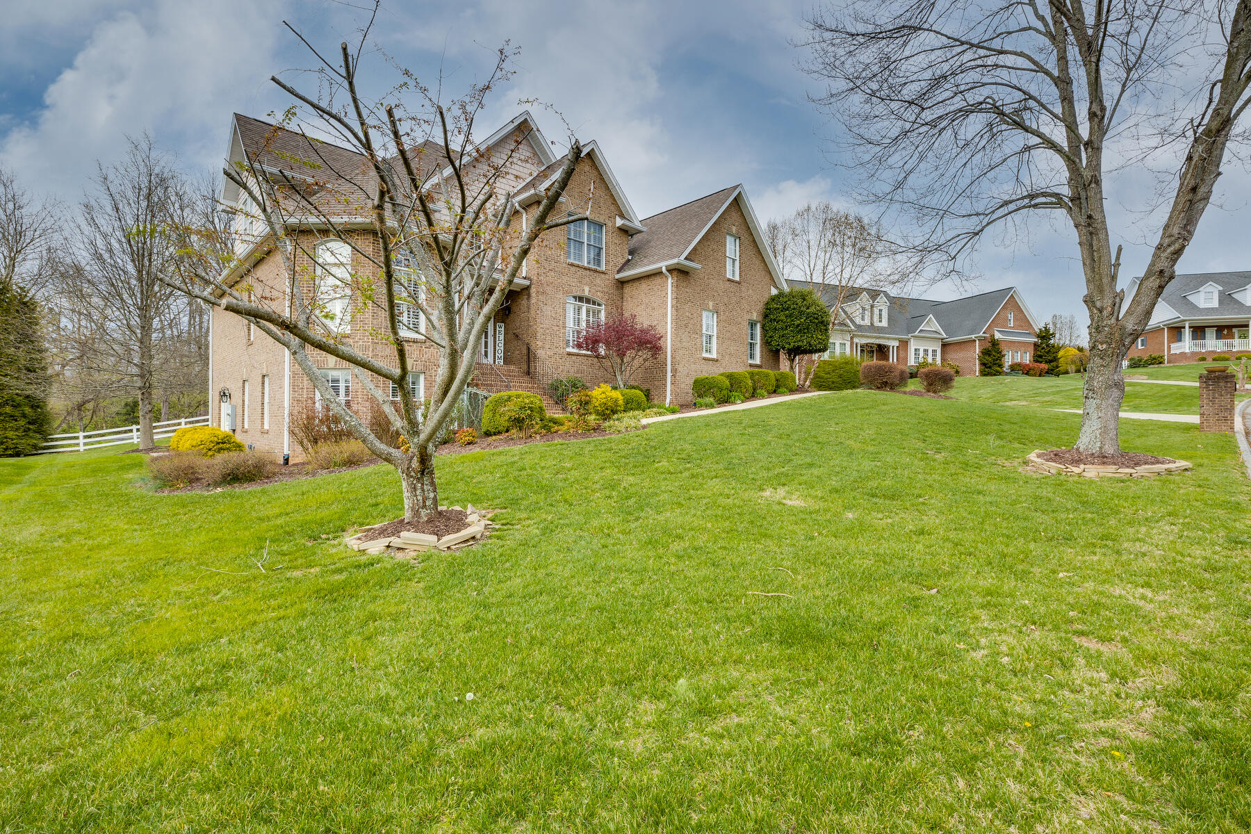 5206 Caintuck Road Kingsport, TN 37664 - Photo 2 of 76 002