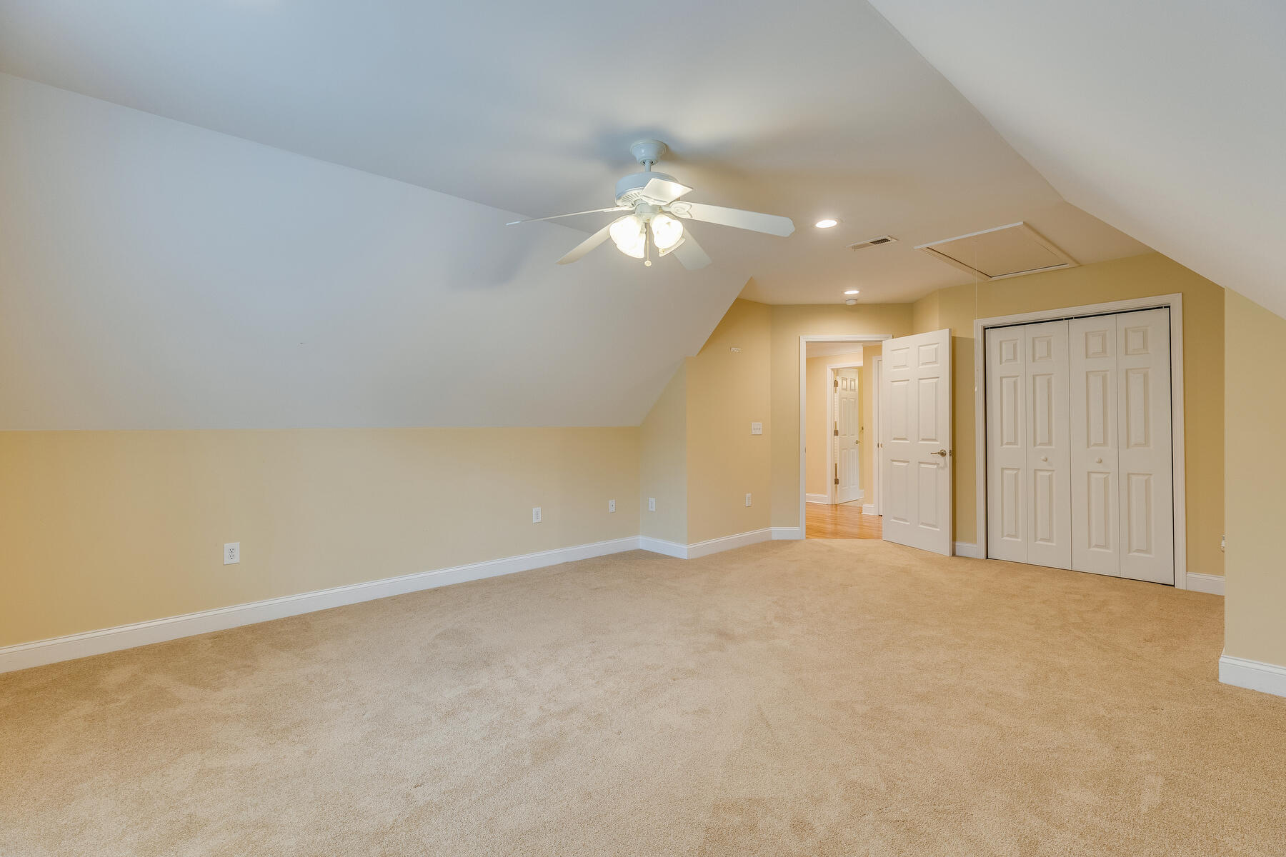 5206 Caintuck Road Kingsport, TN 37664 - Photo 55 of 76 055