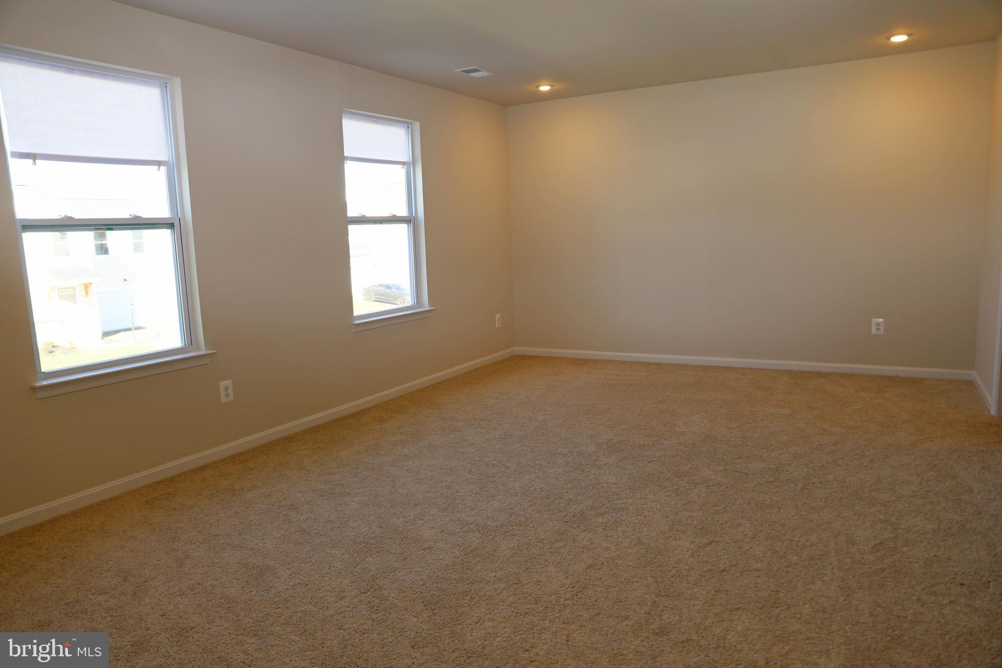 263 Ellery Street Ranson, WV 25438 - Photo 25 of 38 an empty room with windows