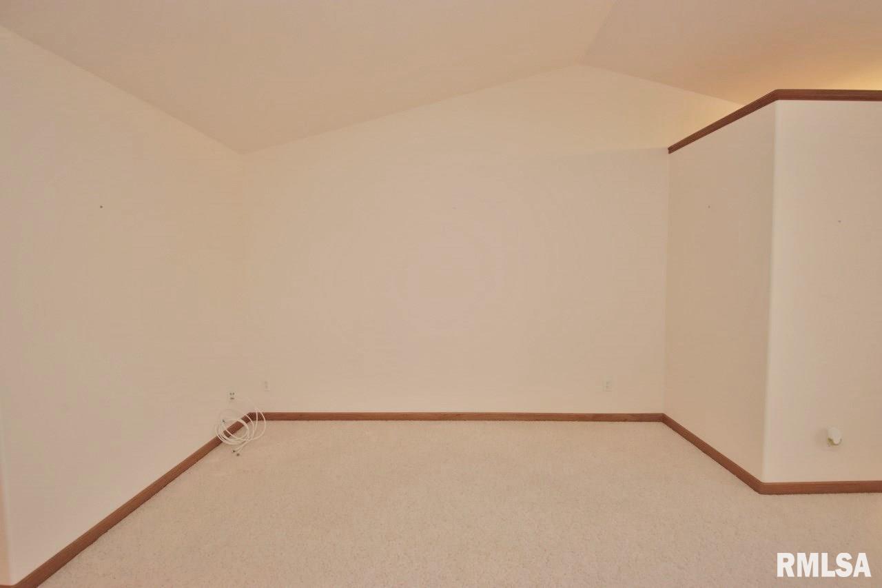 1424 Fairview Court Pekin, IL 61554 - Photo 32 of 56