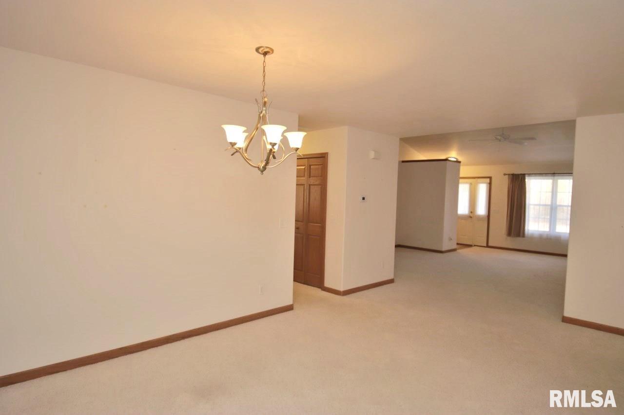 1424 Fairview Court Pekin, IL 61554 - Photo 35 of 56