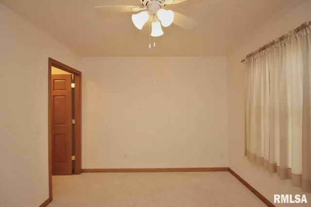 $225,000 | 1424 Fairview Court, Pekin, IL 61554