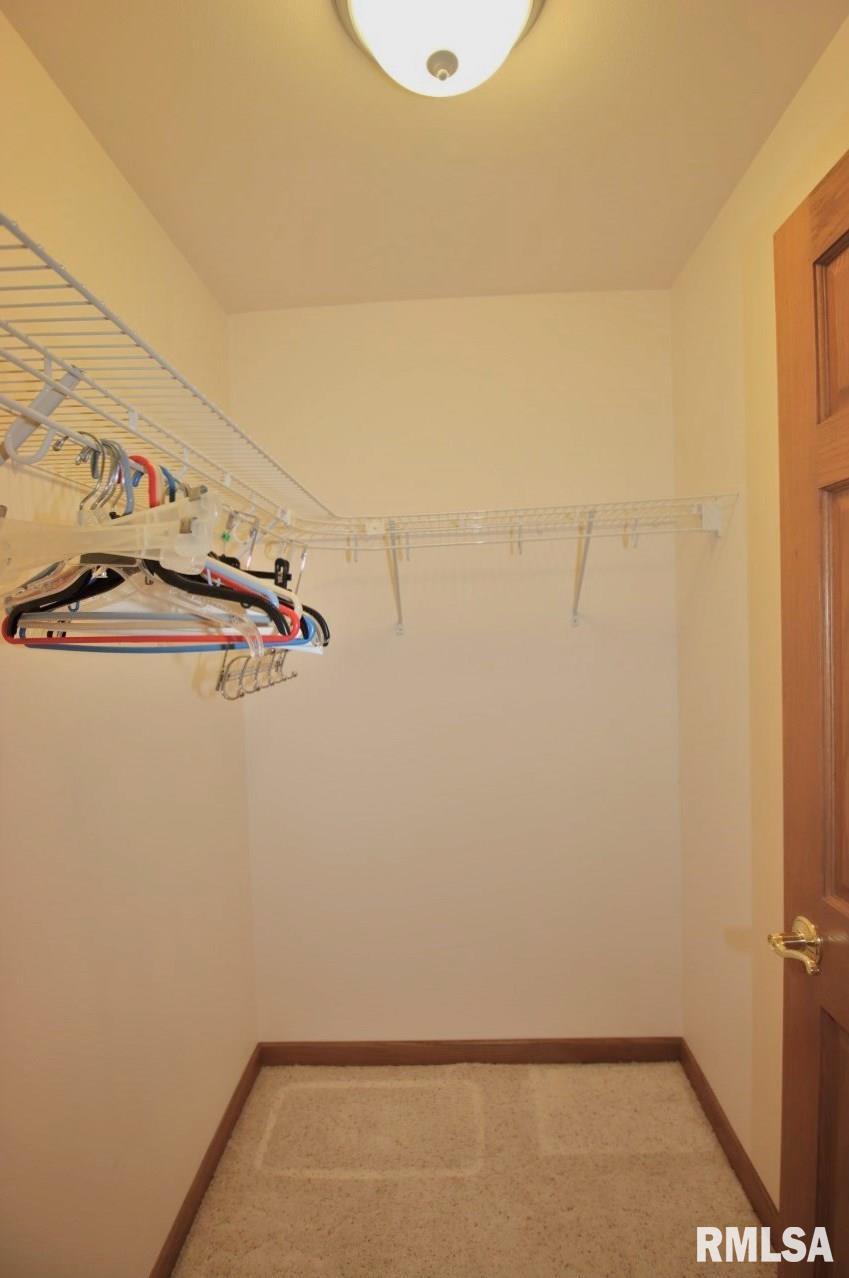 1424 Fairview Court Pekin, IL 61554 - Photo 40 of 56