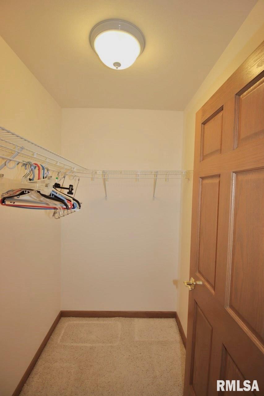 1424 Fairview Court Pekin, IL 61554 - Photo 41 of 56